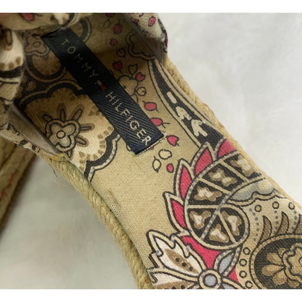 Tommy Hilfiger Womens Sz 7 Y2K Cotton Upper Wedge Sandals Paisley Pink Tie On - Picture 4 of 9